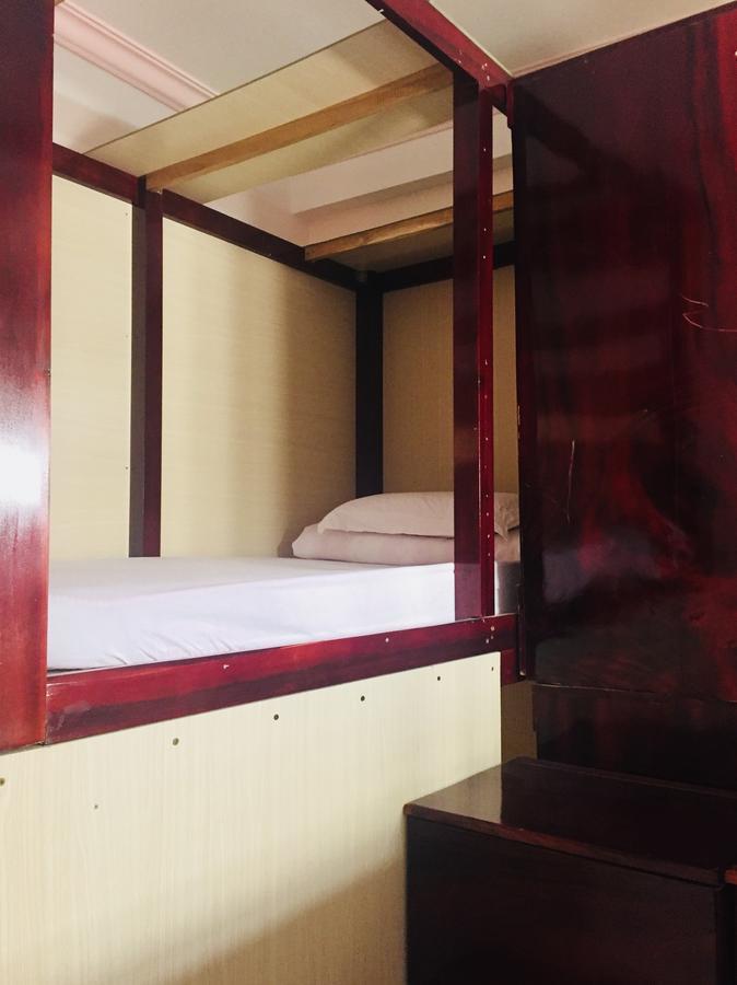 Happy Hostel Vn (Adults Only) Ho Chi Minh-staden Exteriör bild