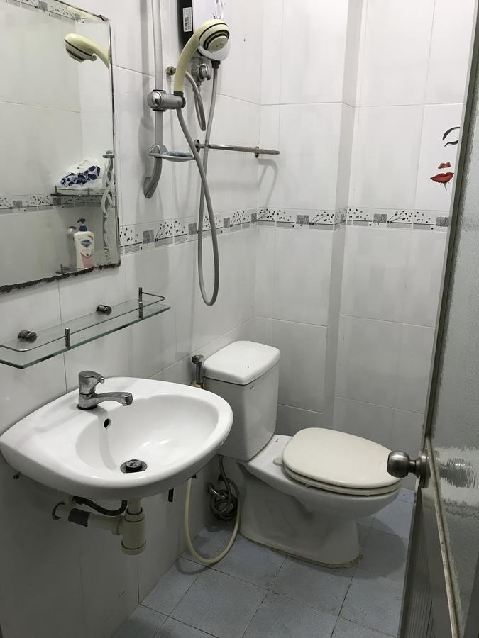 Happy Hostel Vn (Adults Only) Ho Chi Minh-staden Exteriör bild